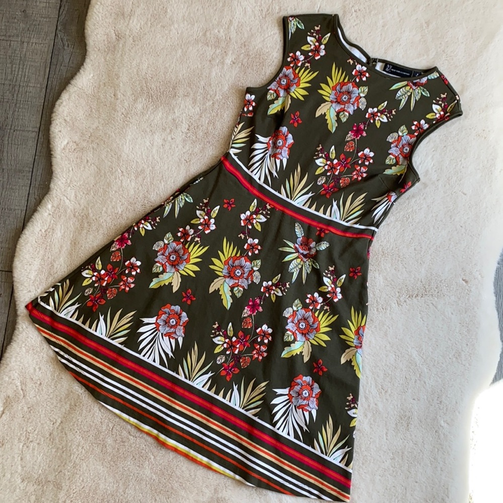New York & Company Dress Medium *FLAWLESS*